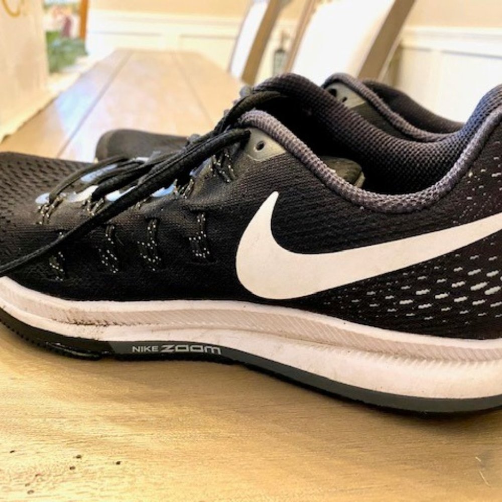 Nike Zoom Black Sneakers Tennis Shoes Size 8